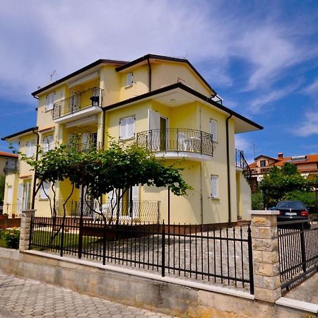 Ferienwohnung Fuer 2 Personen 30 M2 In Novigrad, Istrien Karpinjan Екстер'єр фото